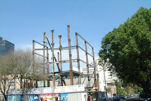 Mega Estructuras - Comerciales